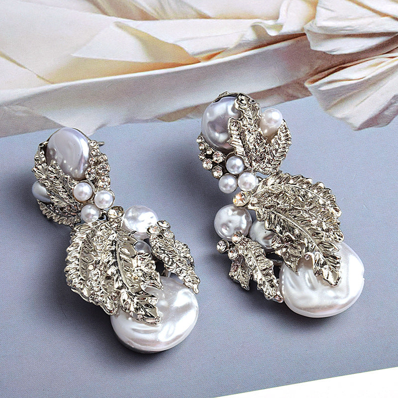 Fashion exaggerated pearl jewelry earrings